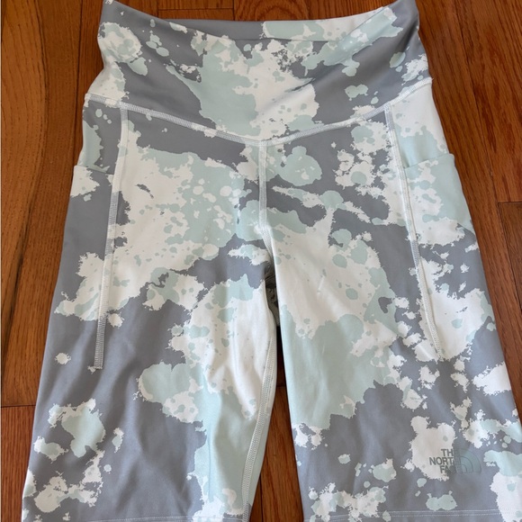 The North Face Pants - * | The North Face | biker shorts. Size L.